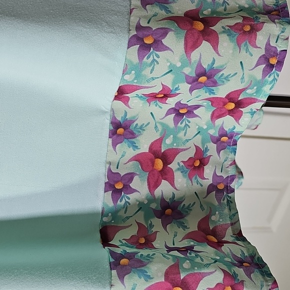 Disney Parks Pastel Starfish Tank Topney Parks. Size XXL. Hi/low - Picture 4 of 7